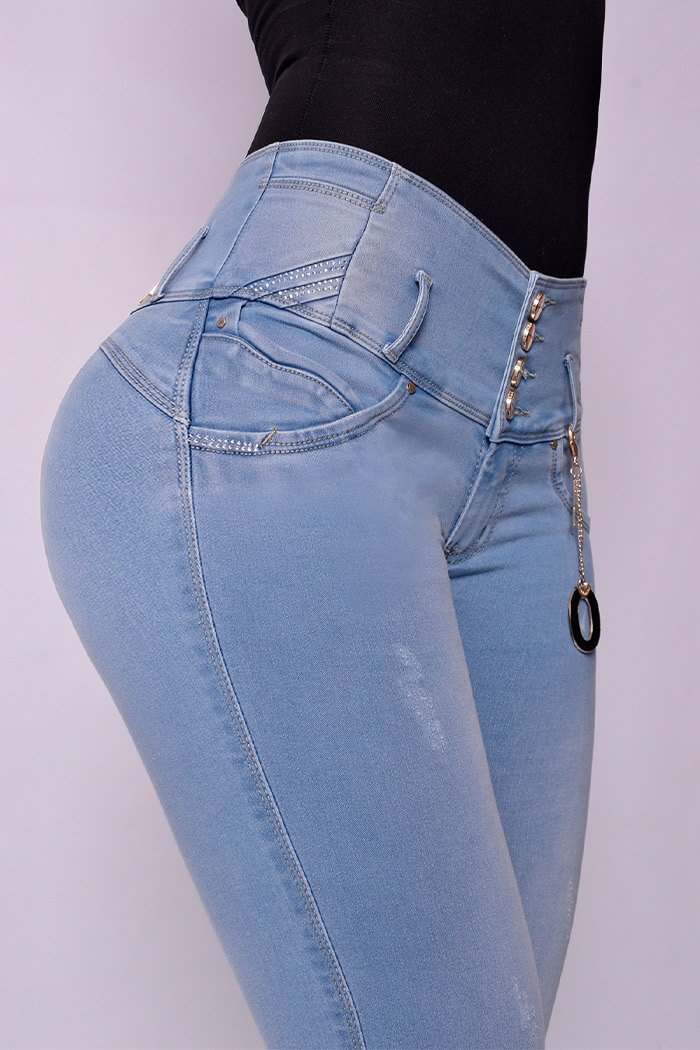 Jeans-colombianos-Jeans-para-dama-al-por-mayor-Petrolizadojeans-Jeans-REF-P02-649-zoom-frente-color-azul-claro.jpg